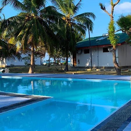 Pearl Oceanic Resort - Trincomalee Exterior foto